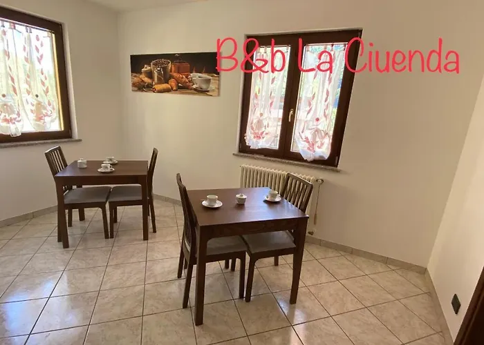 La Ciuenda Alojamento de Acomodação e Pequeno-almoço Perosa Argentina